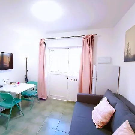 Cozy Maspalomas Apartment *